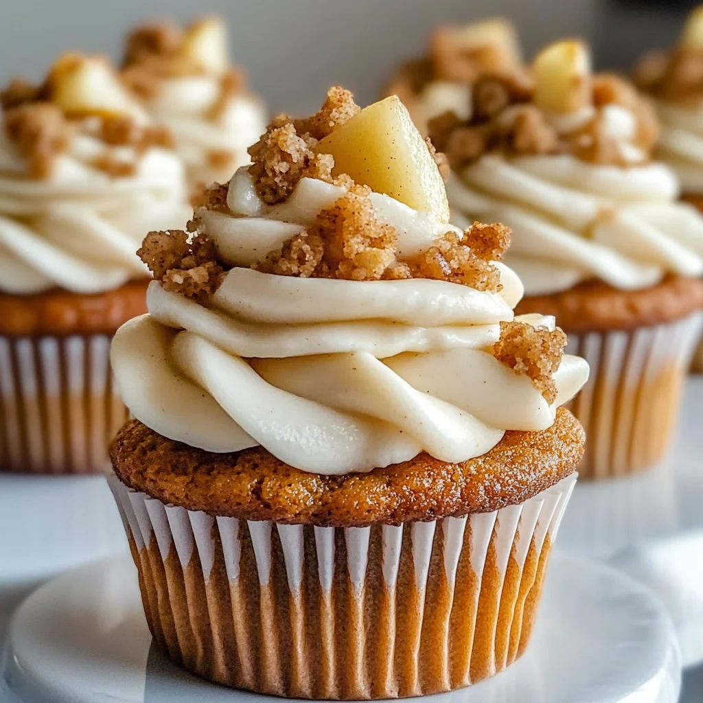 Apple Crisp Cupcakes